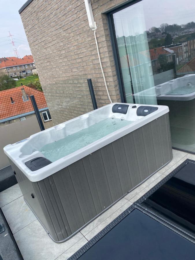 Apartmán Liege Luxe & Jacuzzi Sous Les Etoiles Saint-Nicolas  Exteriér fotografie